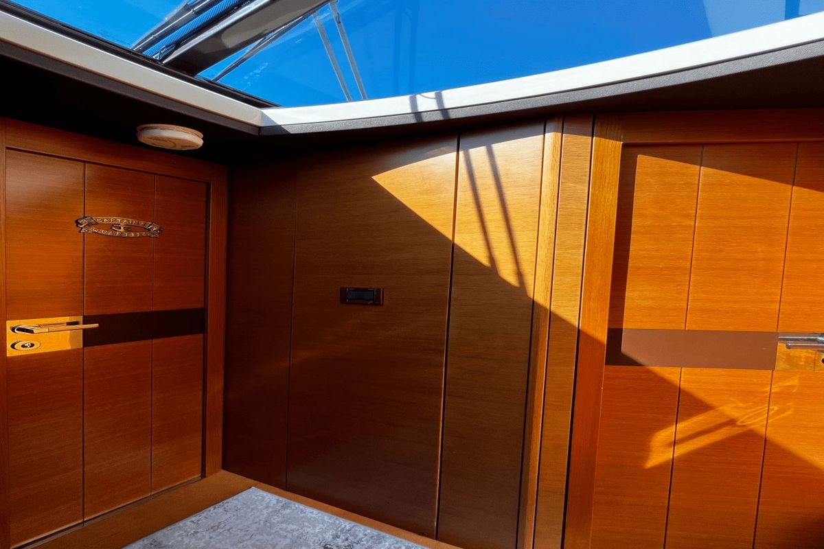 2011 Azimut 47 