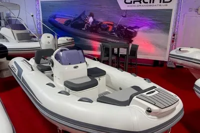 Grand Inflatables G380