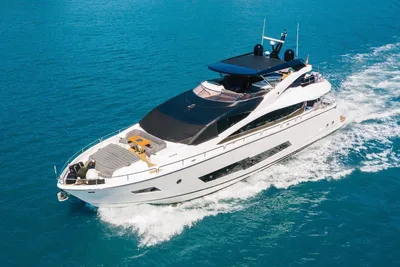 Sunseeker 86 Yacht