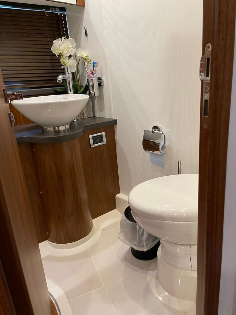 2011 Sunseeker 57 