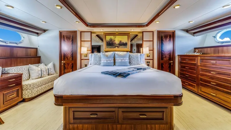 First Light Yacht Photos Pics 