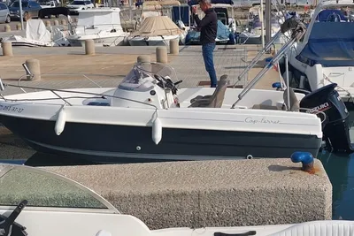 2017 B2 Marine Cap Ferret 552 SunDeck