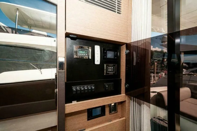 The Landry Yacht Photos Pics 