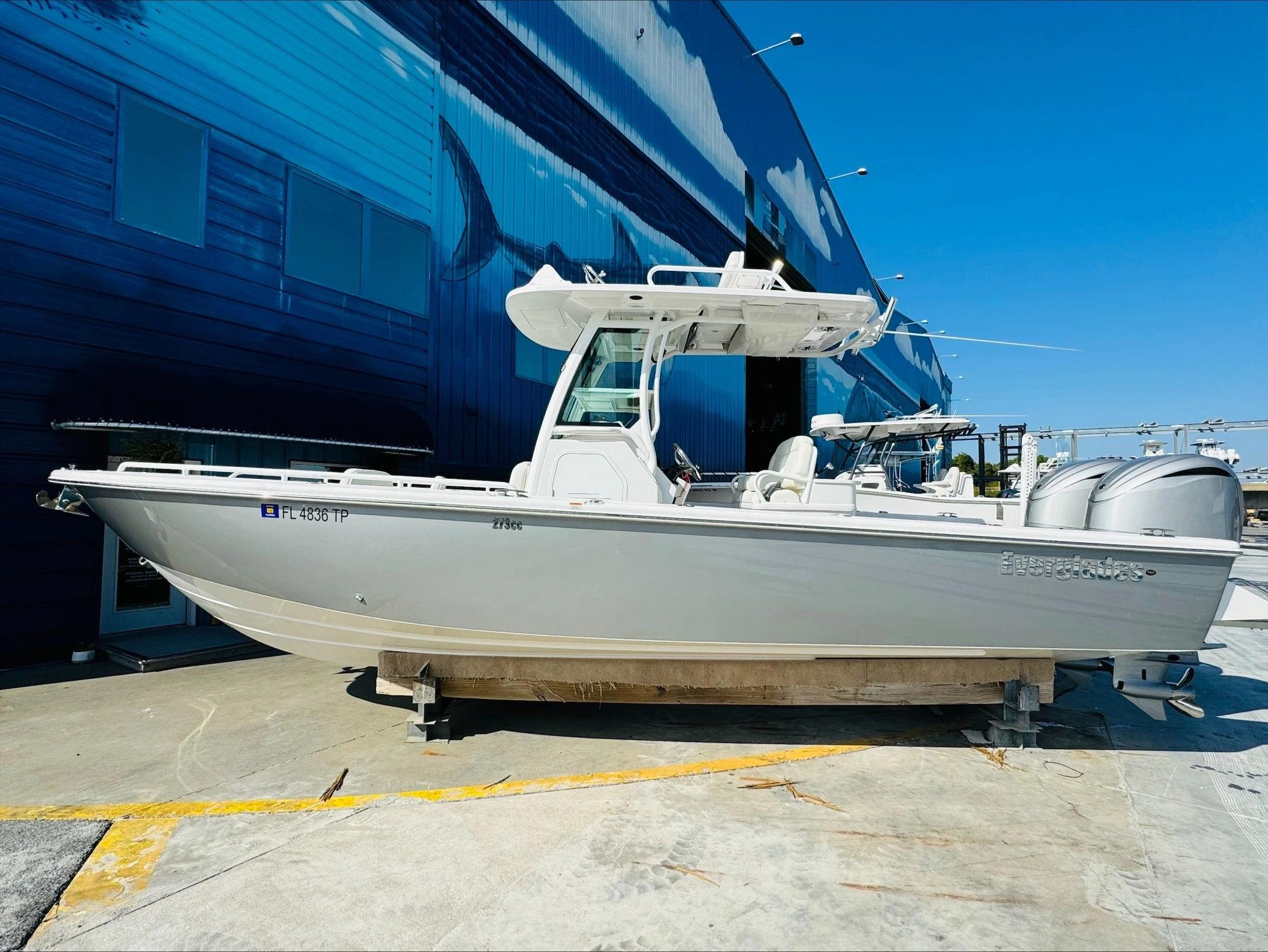 2024 Everglades 273 CC Centre Console for sale YachtWorld