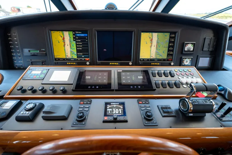 Memory Bank Yacht Photos Pics 