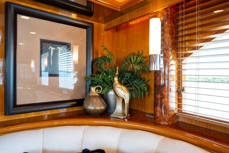 Memory Bank Yacht Photos Pics Luxurious interior of 2007 Ocean Alexander 80 Cockpit Motoryacht with elegant decor and wood finishes.