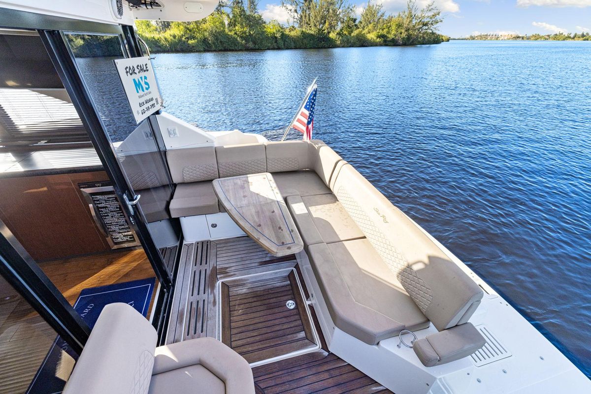 2017 Sea Ray 46 