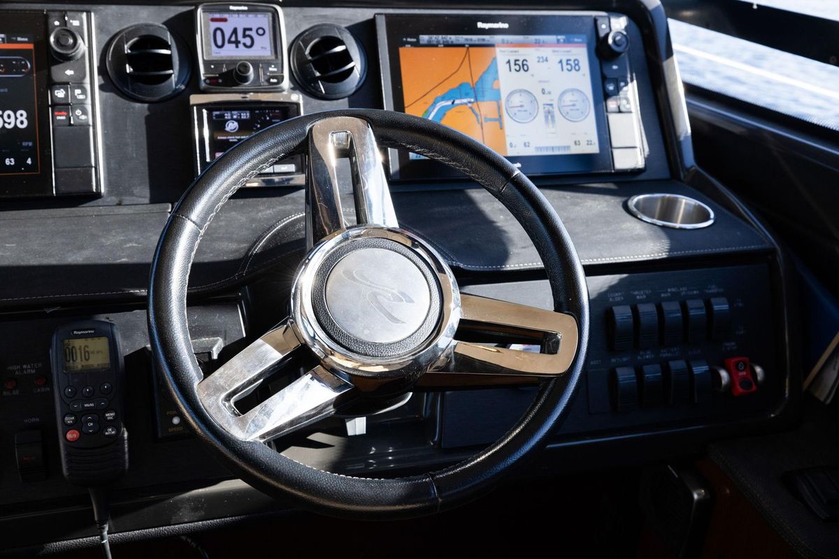 2017 Sea Ray 46 