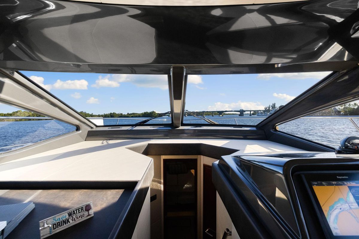 2017 Sea Ray 46 