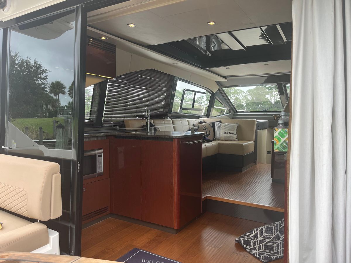 2017 Sea Ray 46 