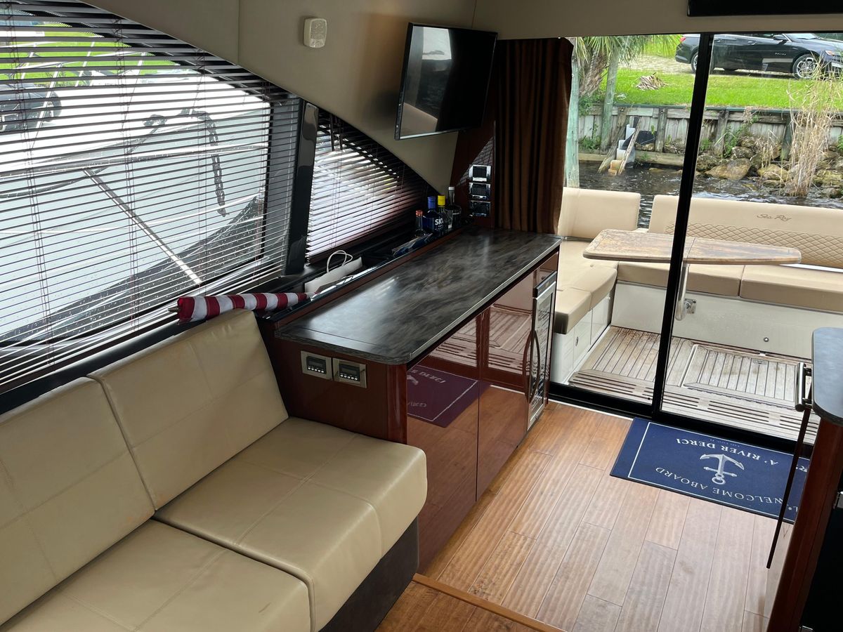 2017 Sea Ray 46 