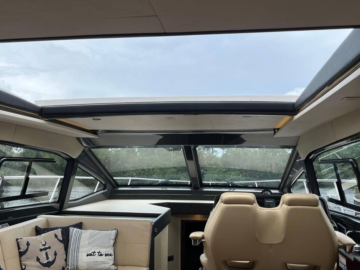 2017 Sea Ray 46 