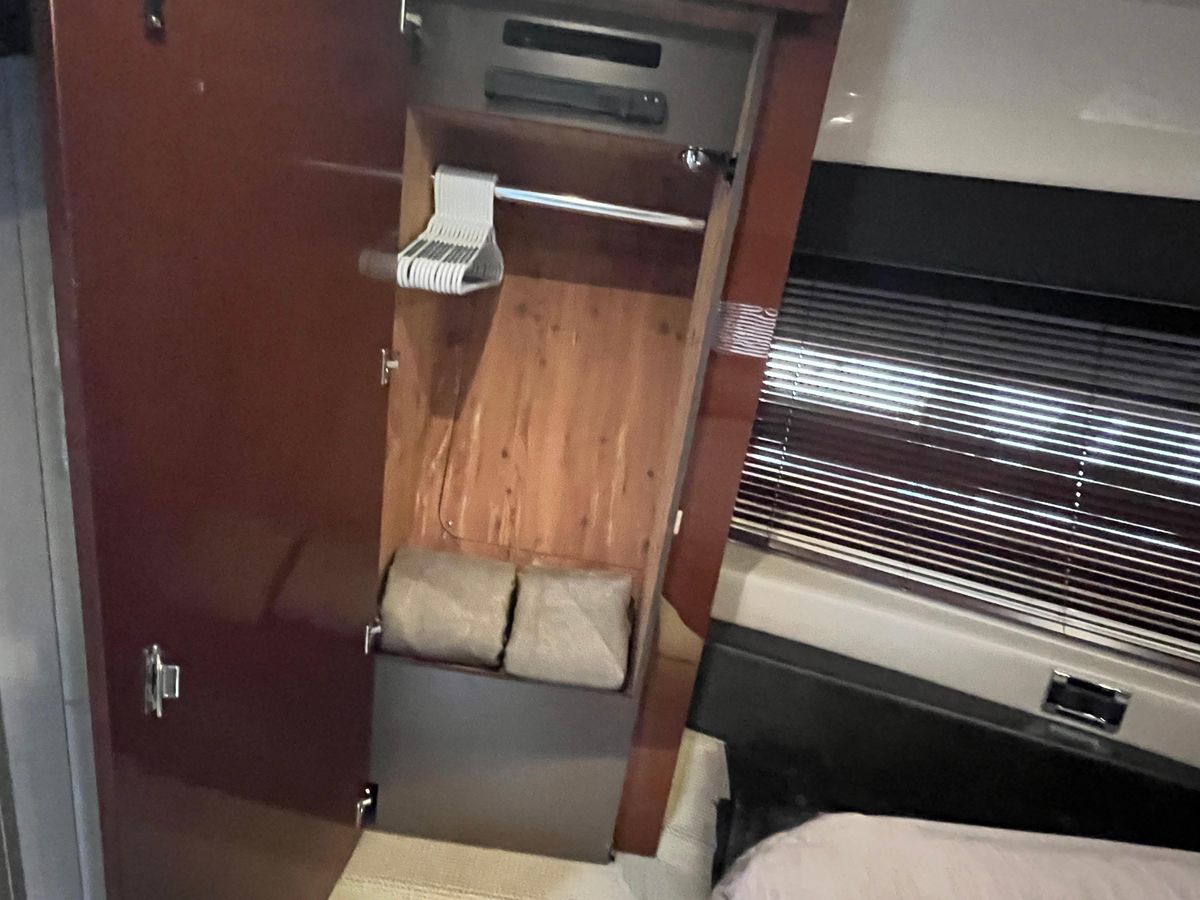 2017 Sea Ray 46 