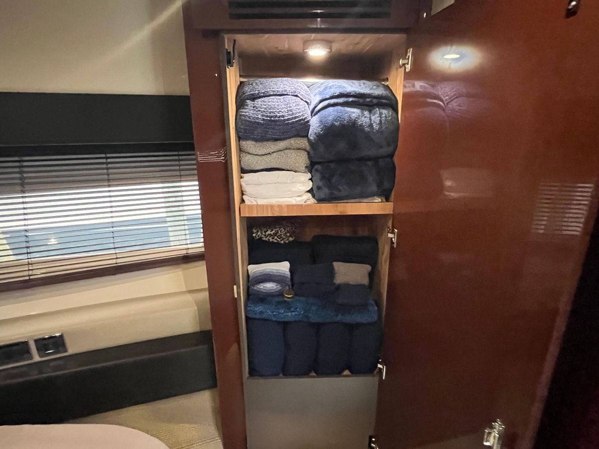 2017 Sea Ray 46 