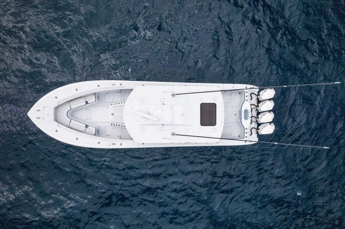 2023 Yellowfin 42 