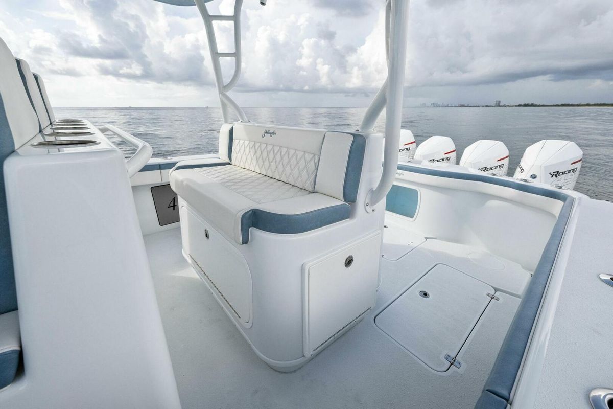 2023 Yellowfin 42 