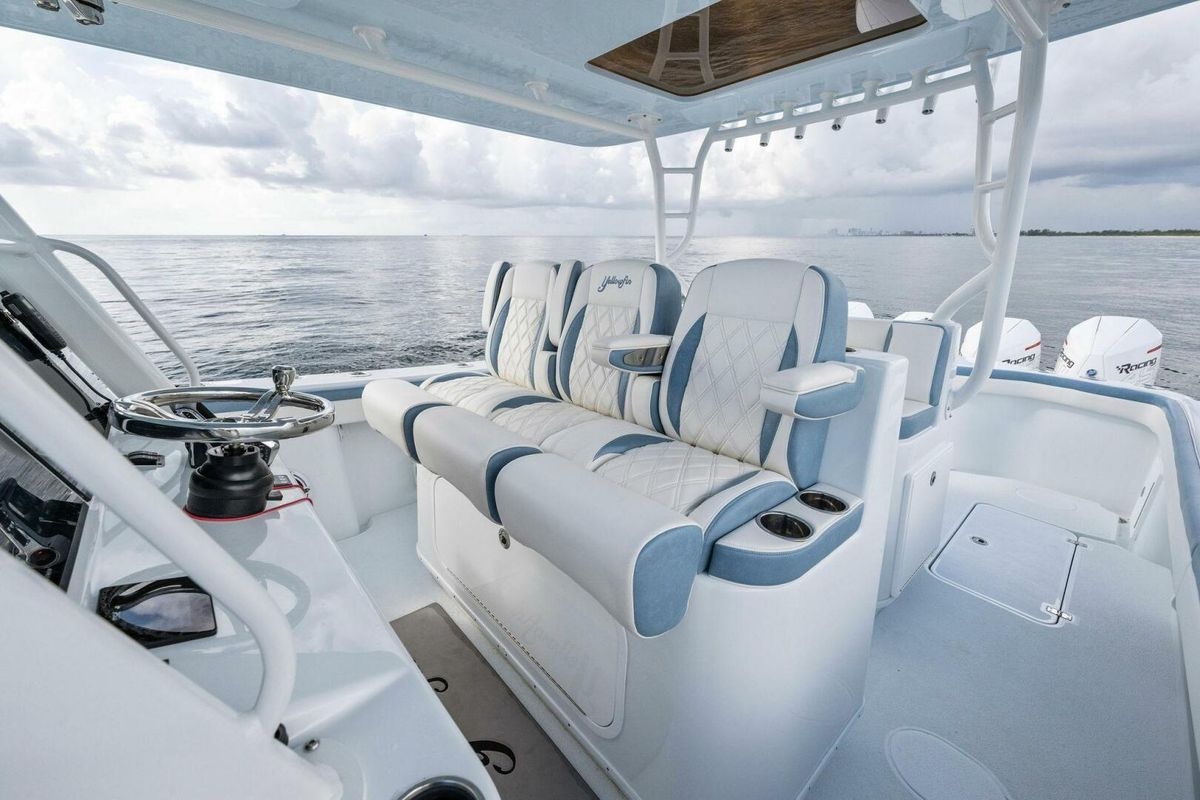 2023 Yellowfin 42 