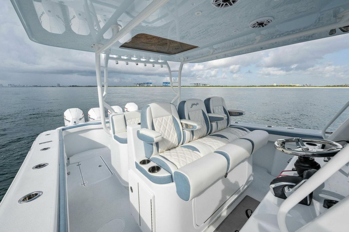 2023 Yellowfin 42 