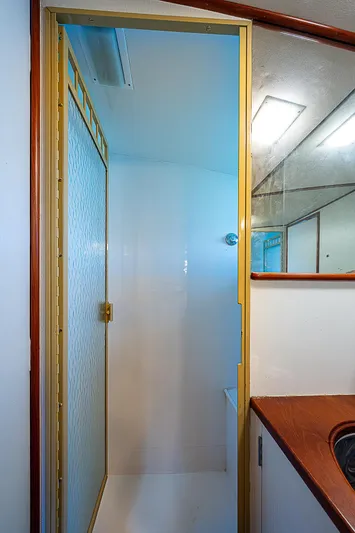 Ta-boo Yacht Photos Pics 