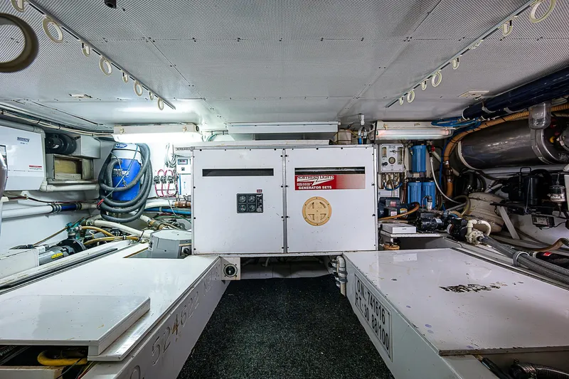 Ta-boo Yacht Photos Pics 