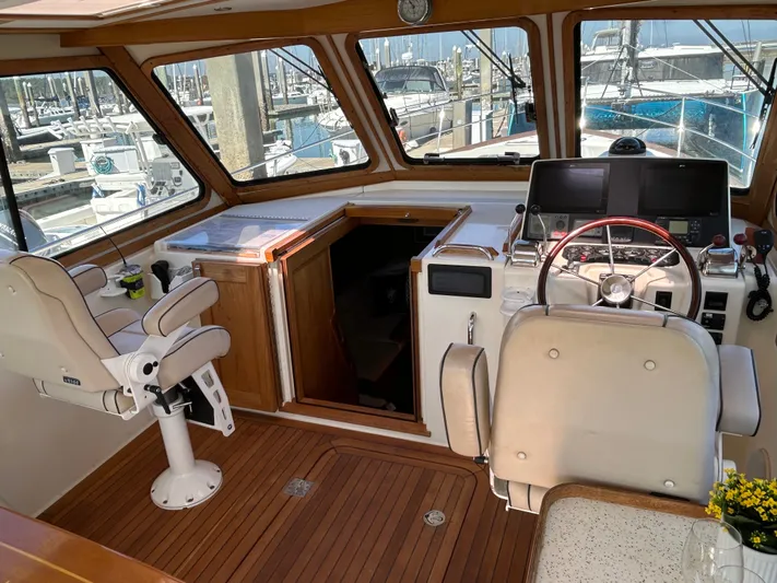 Green Heron Yacht Photos Pics 