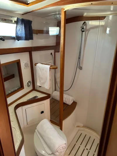 Green Heron Yacht Photos Pics 