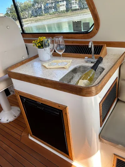 Green Heron Yacht Photos Pics 