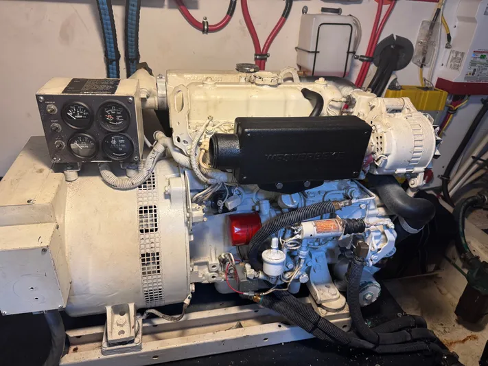 Green Heron Yacht Photos Pics 