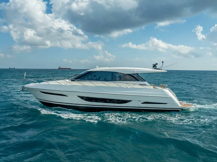 Navigator Yacht Photos Pics 
