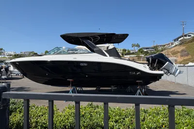 Sea Ray SLX 280 Outboard