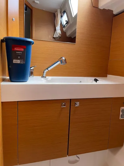Hygge Yacht Photos Pics Bathroom sink area in a 2017 Jeanneau Sun Odyssey 479 yacht.