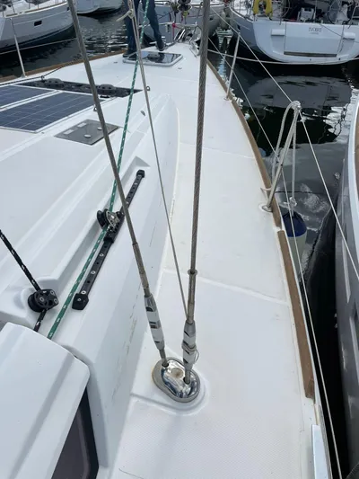 Hygge Yacht Photos Pics 2017 Jeanneau Sun Odyssey 479 sailboat deck with rigging and solar panels.
