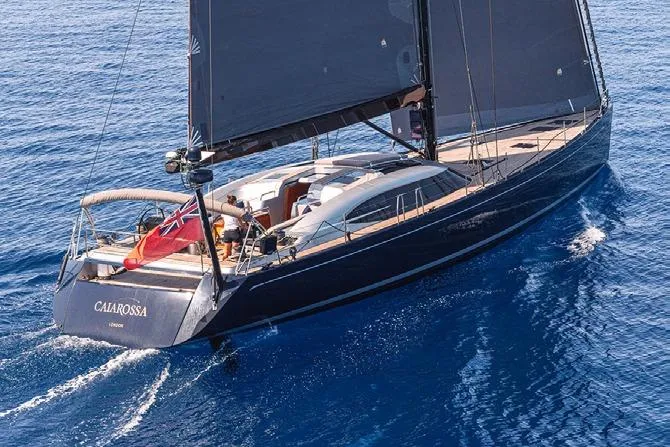 Caiarossa Yacht Photos Pics Luxury Seaway Shipman 72 yacht sailing on blue ocean, 2009 model.