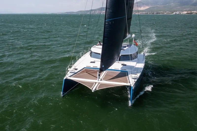 Ondine Blue Yacht Photos Pics Sailing catamaran Balance 526, 2016 model, cruising on open sea.