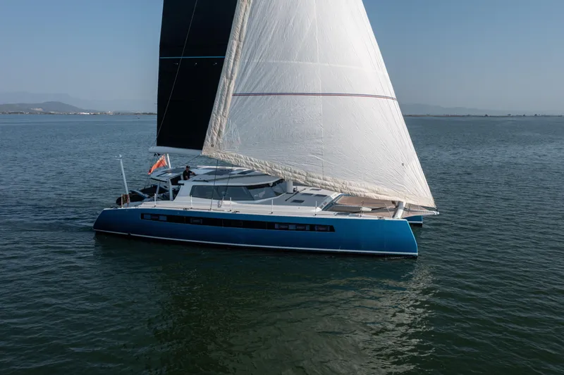 Ondine Blue Yacht Photos Pics Sailing catamaran Balance 526, 2016 model, cruising on calm waters.