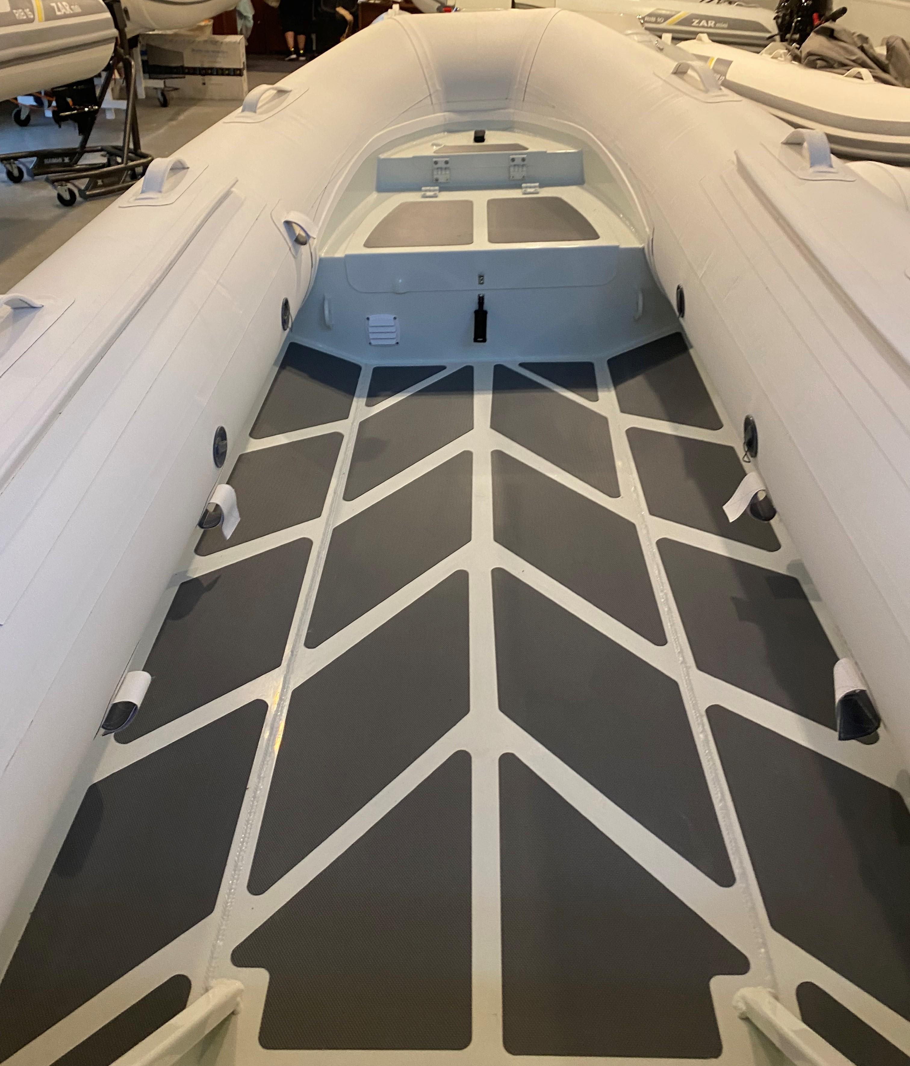 2022 ZAR Mini 11 HDL inflatable boat interior with non-slip flooring.