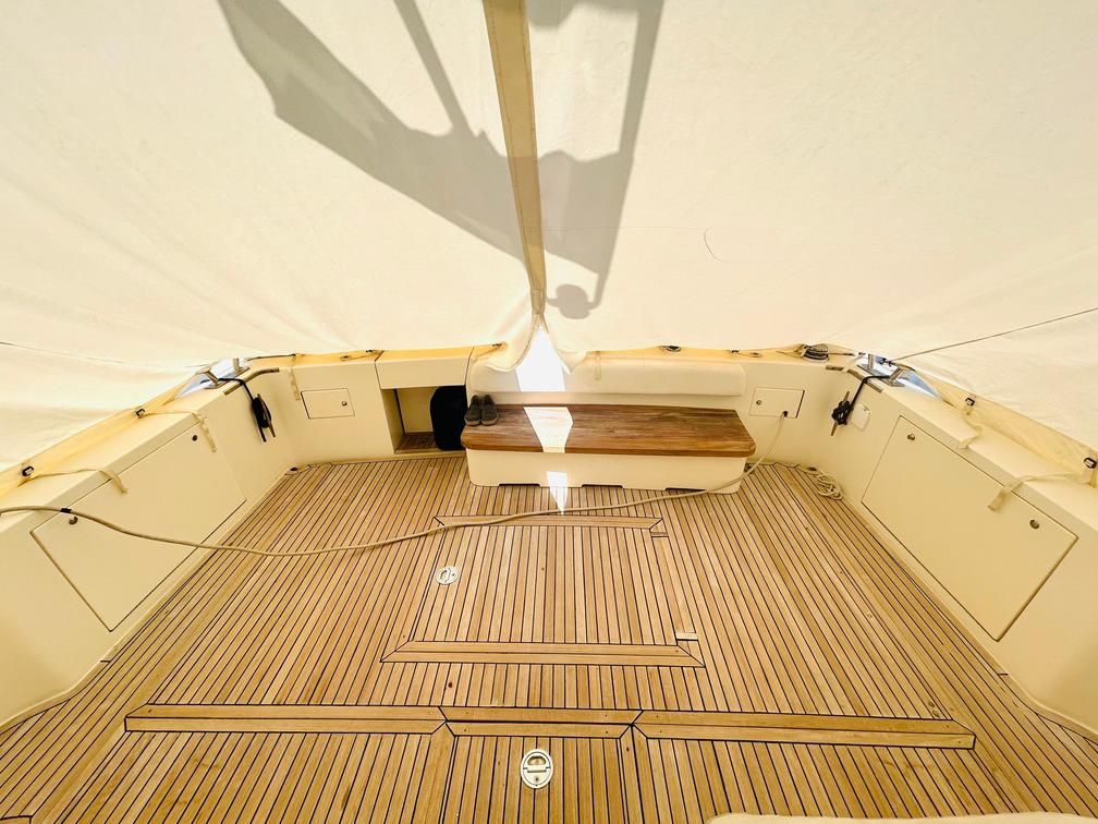 2000 Uniesse 57 