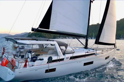 Beneteau Oceanis Yacht 60