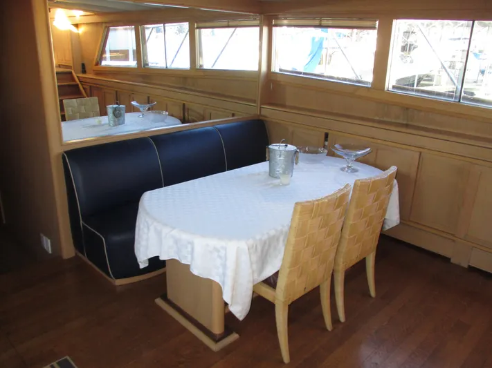 Accord Yacht Photos Pics 