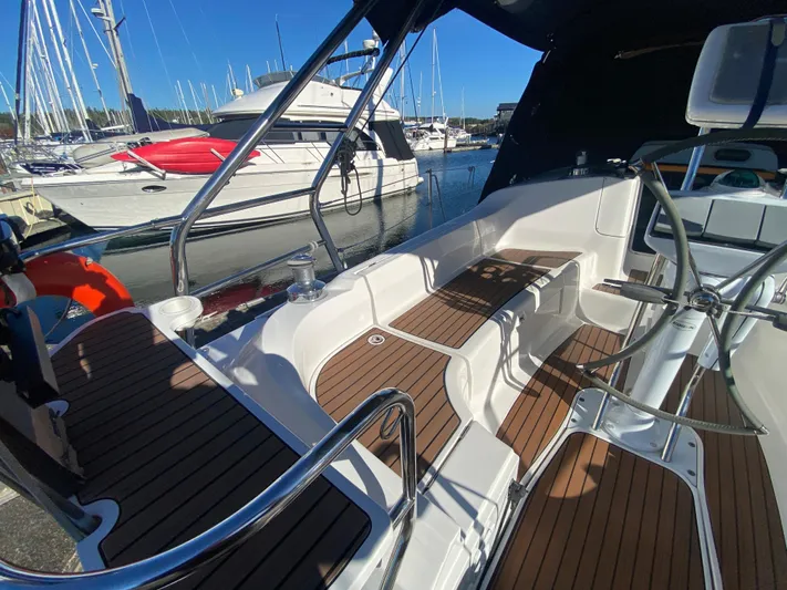 First Admiral Yacht Photos Pics Hunter 38 sailboat cockpit, 2006 model, docked at marina.