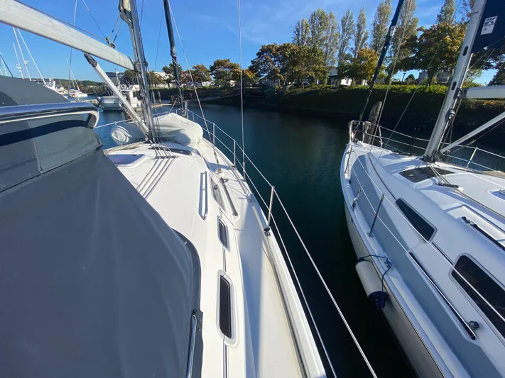 First Admiral Yacht Photos Pics Two sailboats docked, Hunter 38, year 2006.