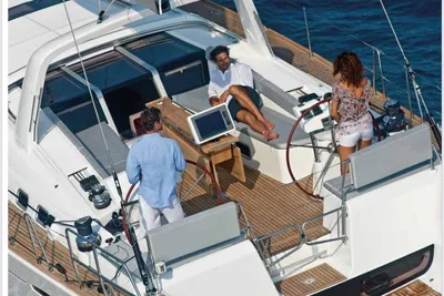 2011 Beneteau Oceania 50