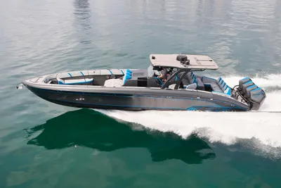 Midnight Express 43' Open
