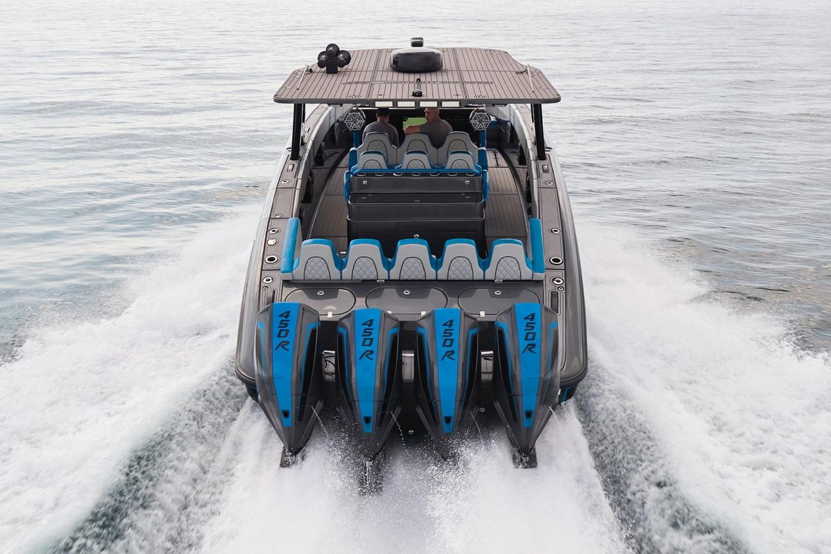 2020 Midnight Express 43 