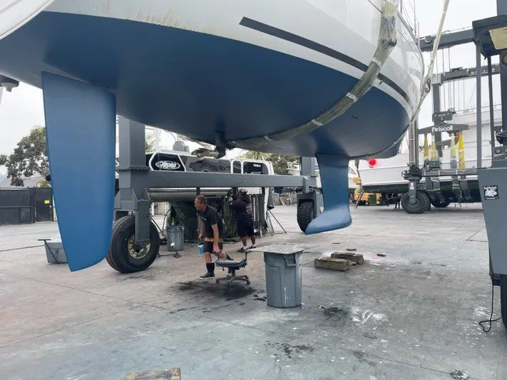 Happy Hour Yacht Photos Pics 