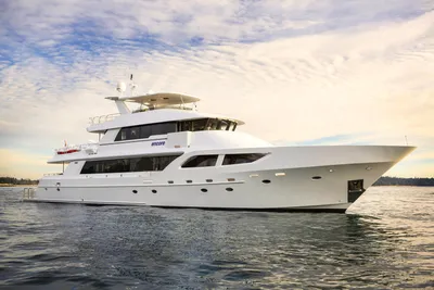 Crescent Yachts Tri-Deck
