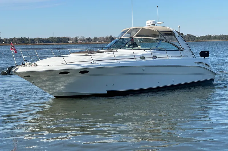 Dragon Fly Yacht Photos Pics Port Side Bow Shot