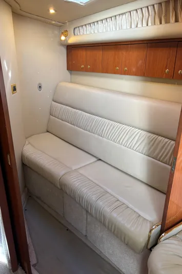 Dragon Fly Yacht Photos Pics Bunkhouse converts to setee