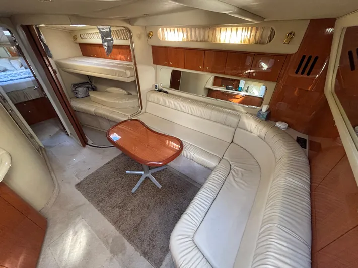 Dragon Fly Yacht Photos Pics Salon to starboard