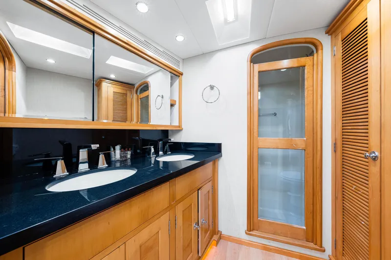 Bahama Belle Yacht Photos Pics 